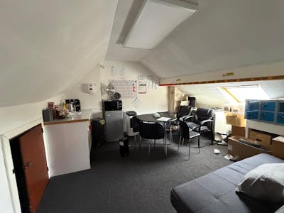 110 Raddlebarn Road, Birmingham, Healthcare For Sale - PHOTO-2026-03-25-14-27-23 (7).jpg