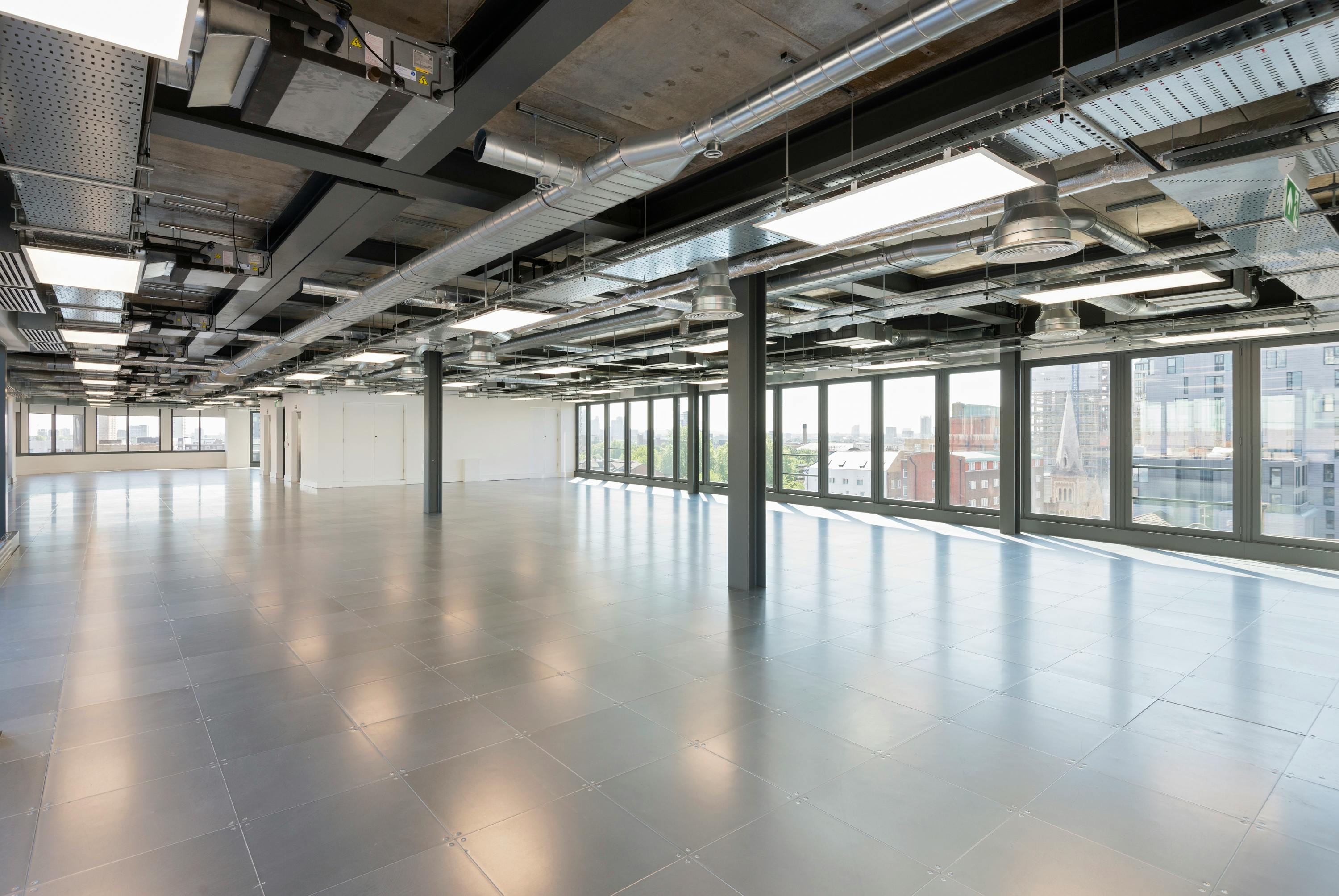 Office in London - photo 2