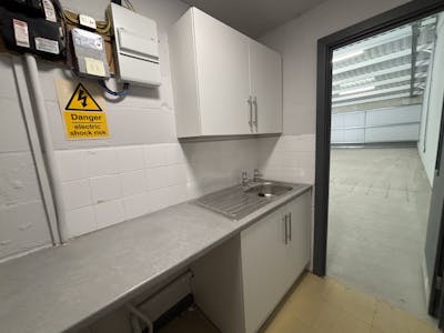 Unit 11, Festival Park, Ebbw Vale, Industrial To Let - IMG_3255.jpg