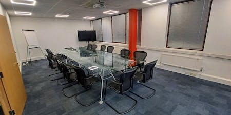 Unit 5 Thorpe Industrial Estate, Alpha Way, Egham, Industrial/Logistics / Industrial / Warehouse Lease Assignment - Unit 5, Alpha Way, Egham internal image, warehouse, board room office.jpg
