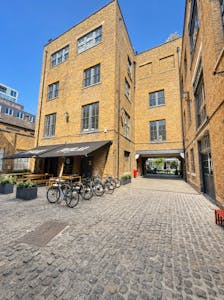 Waterside, Unit 26, London, E (Commercial / Business / Service) / Office For Sale - ChatGPT Image May 1, 2026, 03_58_08 PM.png