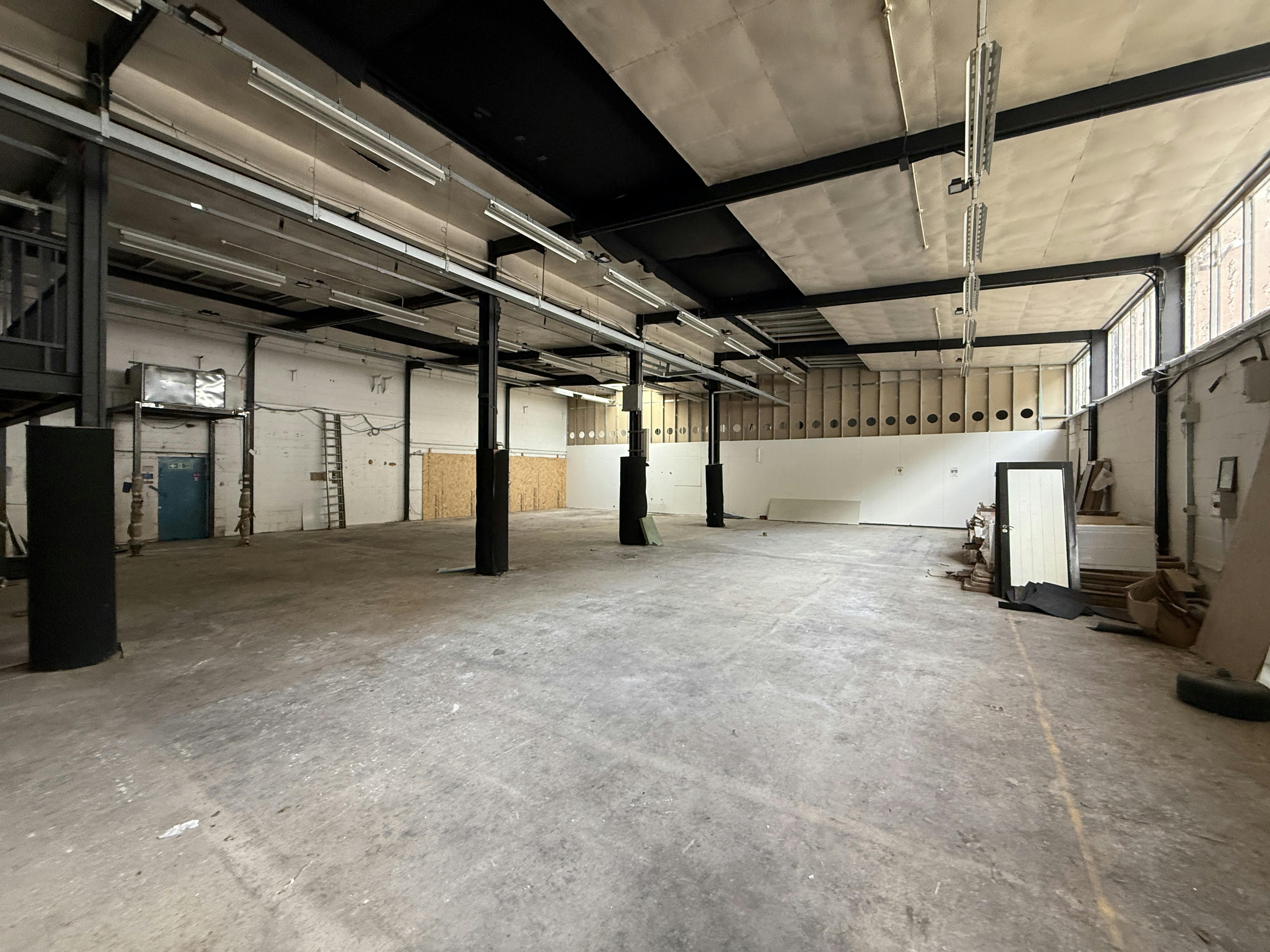 861 Ecclesall Road, Sheffield, Industrial / Offices / Retail To Let - IMG_6838.JPG