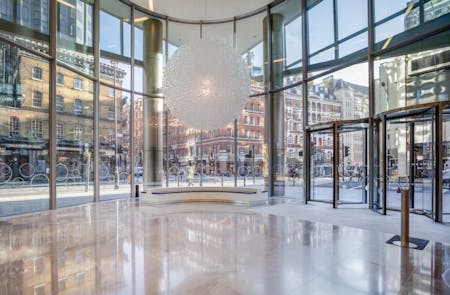 62 Buckingham Gate, London, Office Lease Assignment - Reception 2
