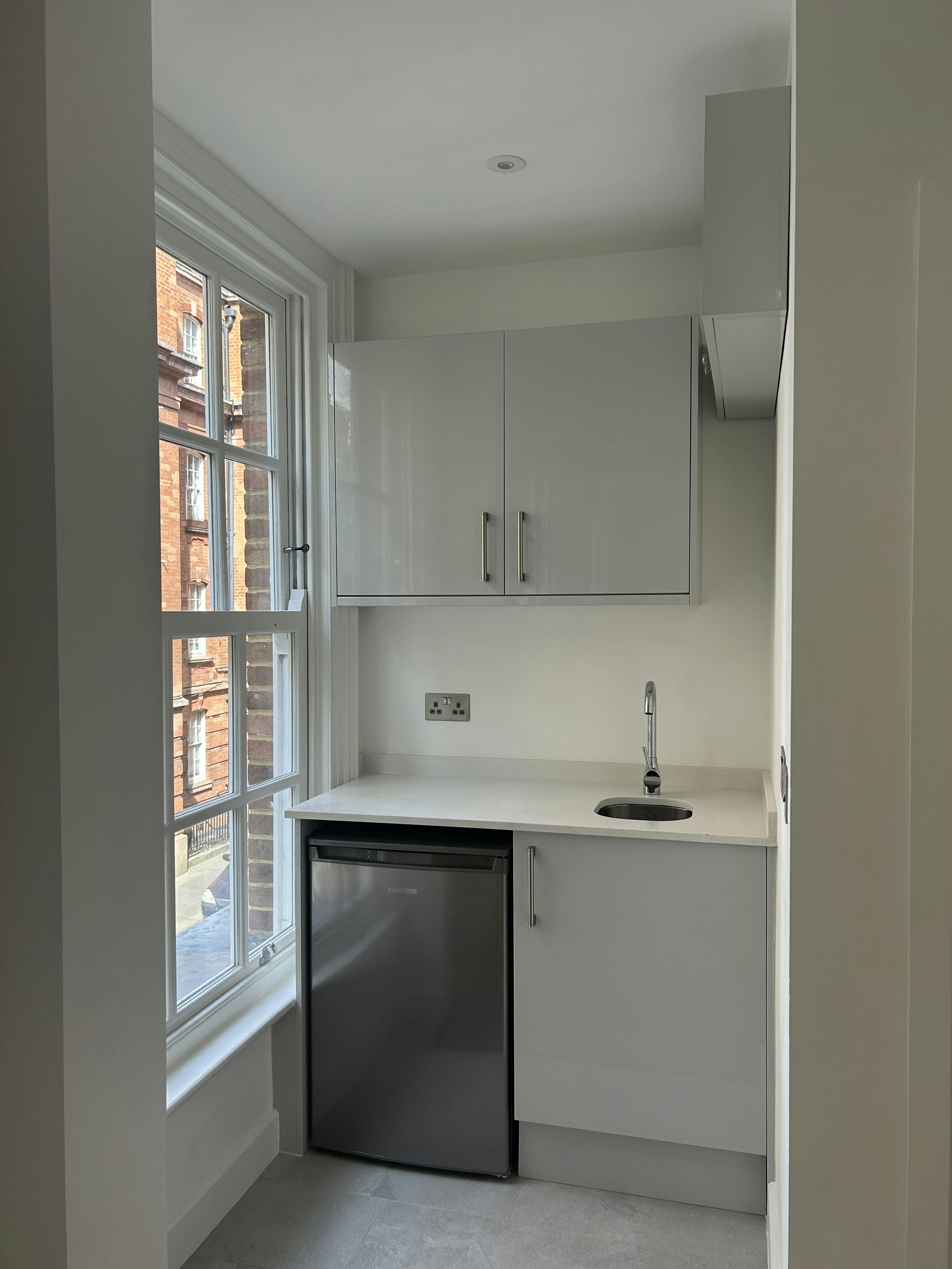 5 Streatham Street, London, Offices To Let - IMG_2317.jpg