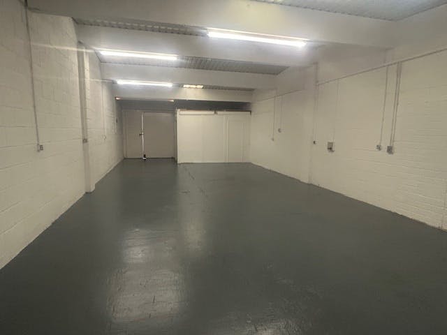 Unit 8, Indus Acre, Melksham, Industrial To Let - Rear to front best.jpeg