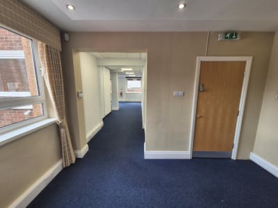 Suite 4, 1st floor Ashfield House, Stockport, Office To Let - 20250521_120423.jpg