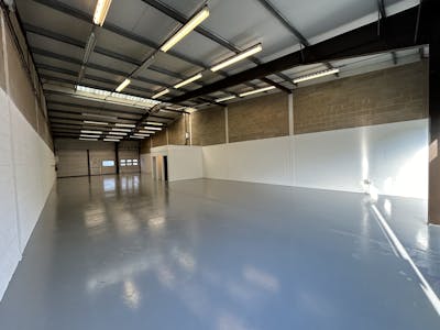 Unit 5 Redditch Trade Centre, Redditch, Industrial/Logistics / Trade Counter To Let - IMG_1942.JPG