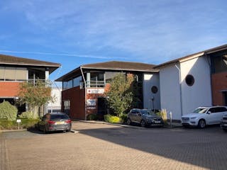 First Floor, 1 E-Centre, Bracknell, Offices To Let - 1 ECentre external 6.jpg