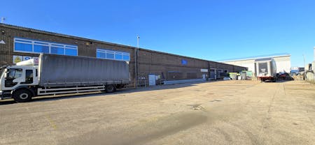 Unit 5, Lancing Business Park, Lancing, Industrial To Let - 20251121_132729 - Edited.jpg