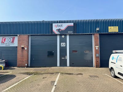 Unit 22 The Hawthorn Centre, Harrow, Warehouse To Let - 22 Hawthorn Centre 9.jpg