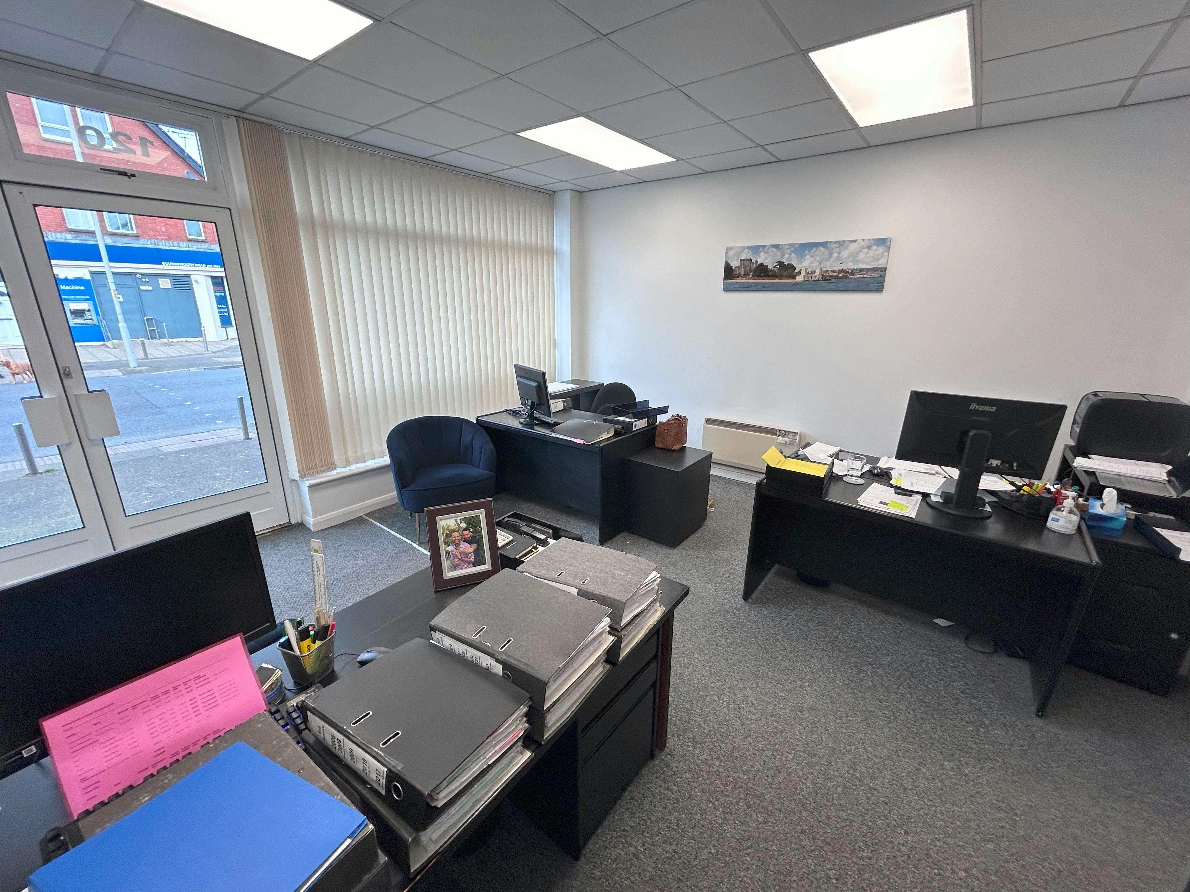 Retail/Shop in Poole - photo 3