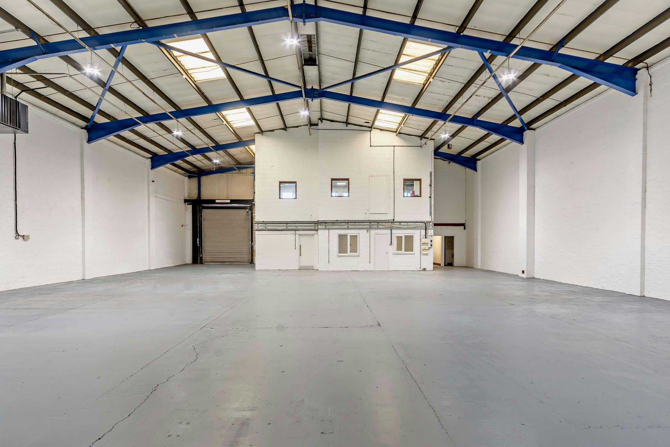 Unit 7, M40 Industrial Estate, Blenheim Road, High Wycombe, Industrial To Let - 8643828interior14800.jpg