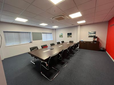 Unit 3 Vantage Way, The Fulcrum Centre, Poole To Let / For Sale - IMG_0446.jpeg
