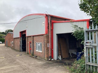 208-210 Bellingdon Road, Chesham, Development / Industrial / Investment For Sale - photo 7.jpeg