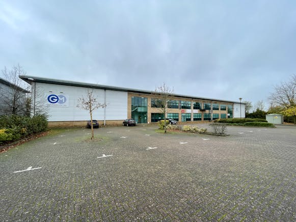 70-80 Mill Park, Milton Keynes, Industrial To Let - IMG_4728.JPG