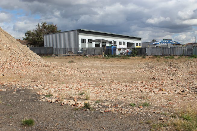 Yard / Yards on Brooker Road, Waltham Abbey, Industrial To Let - IMG_0482.JPG