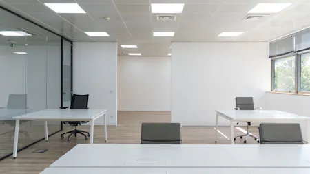 ALFRAPARK (Edifício F), Av. Estrada de Alfragide Km 1,5, Amadora, Office To Let - EdificioF_016.jpg