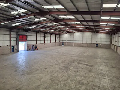 Unit 15 Tewkesbury Business Park, Alpha Close, Tewkesbury, Industrial / Warehouse To Let / For Sale - 20260529_135906.jpg