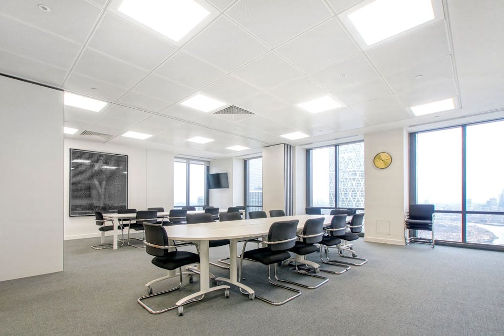 One Canada Square, 1 Canada Square, London, Office Lease Assignment - boardroom.JPG