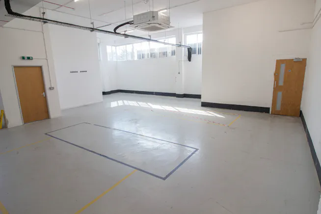 Unit 3 River Brent Business Park, Hanwell, Industrial / Warehouse To Let - 6.jpg