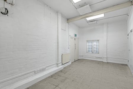 49 Green Lanes, London, Office To Let - 19_40328.jpg