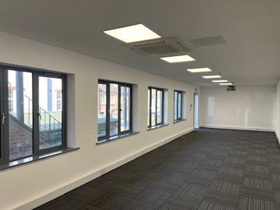 High Point, Surrey, Office To Let - 3.jpg