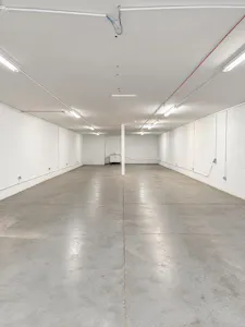 Unit 32/33, 52-56 Standard Road, Park Royal, Industrial To Let - bab0a42d-8b33-4c31-95fc-d18d5c66a996.jpeg