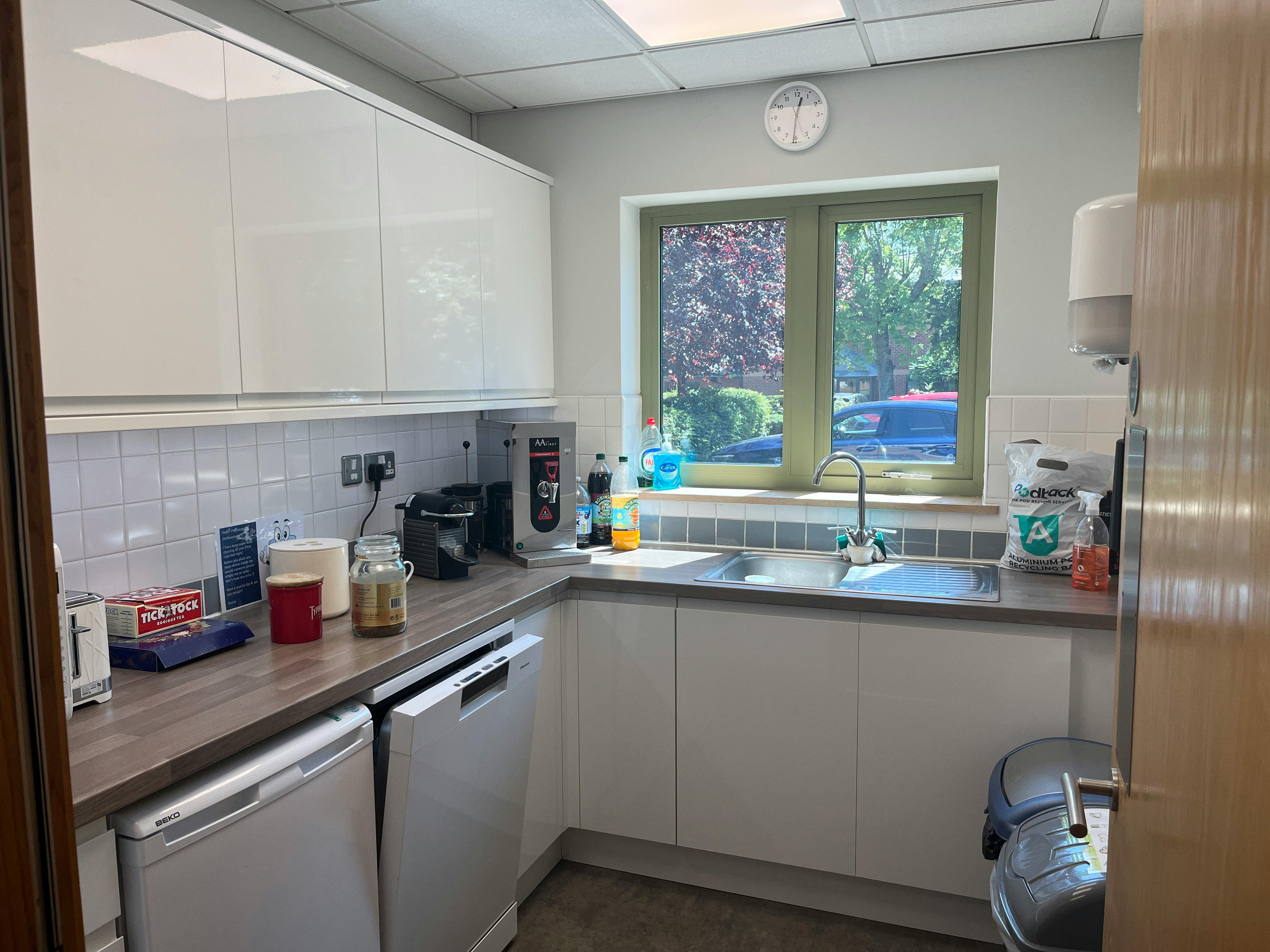 Accent House, Triangle Business Park, Quilters Way, Aylesbury, Offices To Let / For Sale - IMG_3530.JPG