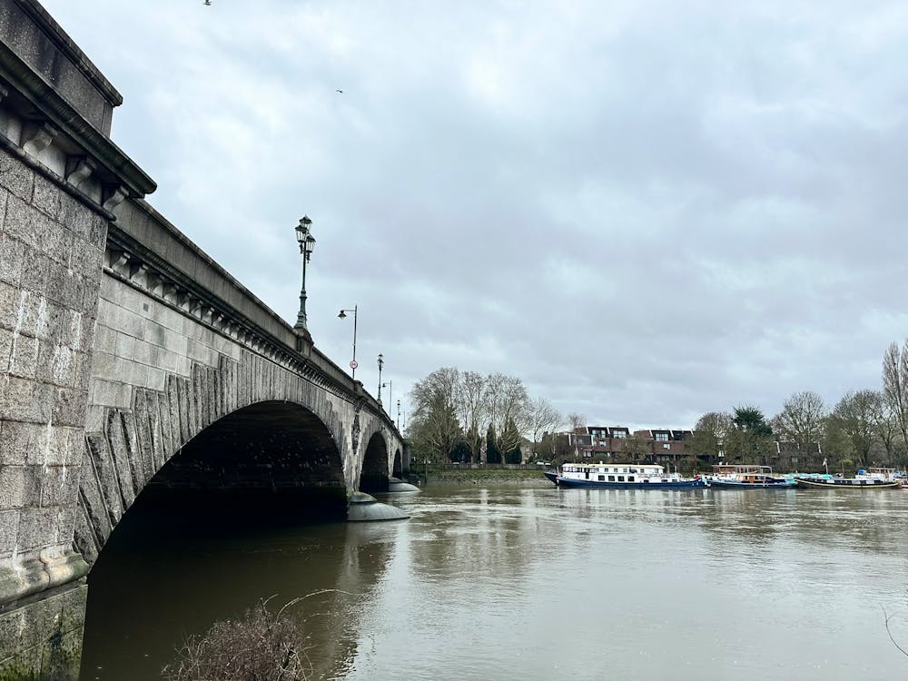 Unit 12, 8 Kew Bridge Road, Brentford, Restaurant To Let - IMG_2558.JPEG