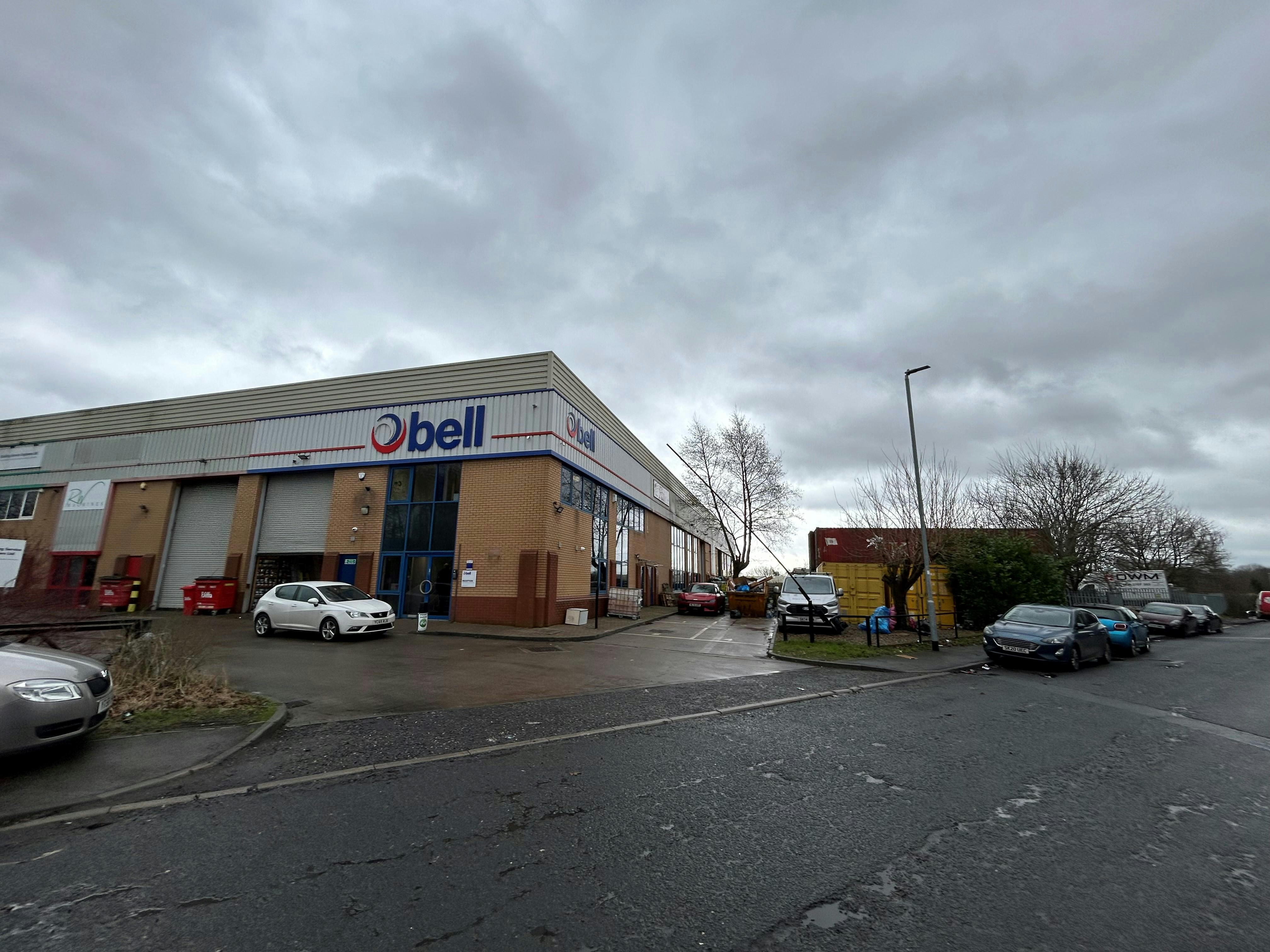 Unit E3 Nepshaw Lane South, Gildersome, Leeds, West Yorkshire, LS27 7JQ