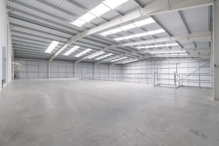 Link 406, 45 Waterloo Road, Staples Corner, Industrial To Let - IW240724CA237.jpg