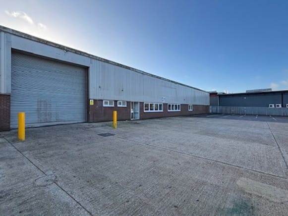 Unit D1 Grafton Way, West Ham Industrial Estate, Basingstoke, Industrial To Let - D1GPicture13 - 19 12 2025.jpg