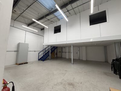 Unit 8 Dunlop Road Hunt End, Redditch, Industrial/Logistics To Let - 15 Dec 25 4.JPG