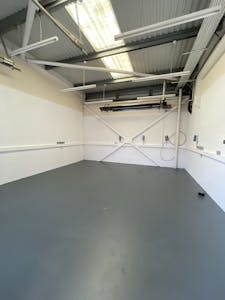 Basepoint Southampton, Andersons Road, Southampton, Industrial / Office To Let - Industrial unit interior.jpg