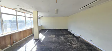 Unit 1, Unit 2 & Unit 3, Lyndean Industrial Estate, London, Industrial To Let - 20260408_160801(0) - Edited.jpg