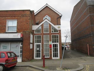 First And Second Floor Offices, 73 Guildford Street, Chertsey, Offices To Let - IMG_1910.JPG