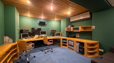 23 Gosfield Street, London, Office For Sale - 02_studio_control_room
