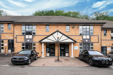 Unit 6, The Progression Centre, Hemel Hempstead, Office To Let - w (1).jpg