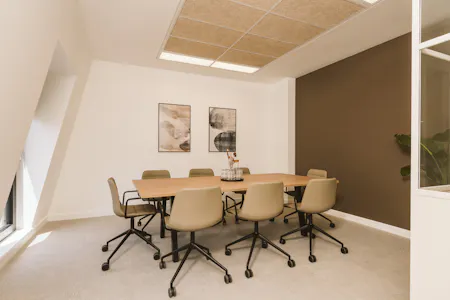 8 Bloomsbury Street, London, Office To Let - 5