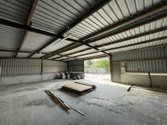 Unit 11 Harlesford Farm, Tetsworth, Industrial To Let - IMG_4771.JPG
