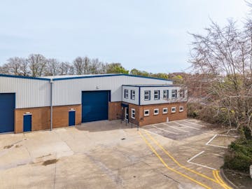 Unit 1 Walter Lawrence Trading Estate, Lawrence Industrial Estate, Dunstable, LU6 1BD
