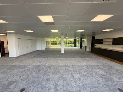 450 Capability Green, Luton, Office To Let - 20250529_102617257_iOS.jpg