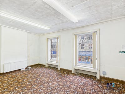 12 Guildhall Square, Carmarthen, Office / Retail - In Town To Let - CAM03725G0-PR0079-STILL007.jpg