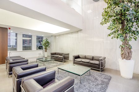 Mezzanine, 68 Cornhill, London, Office To Let - 8562168interior24.jpg