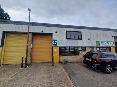 17 Limberline Spur, Portsmouth, Industrial / Warehouse To Let - 20240815_110551.jpg