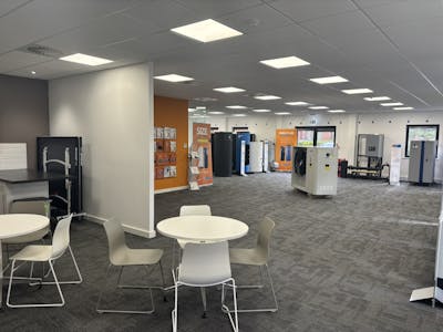 Unit 7 & 8 New Fields Business Park, Poole, Office To Let - IMG_6552.JPEG