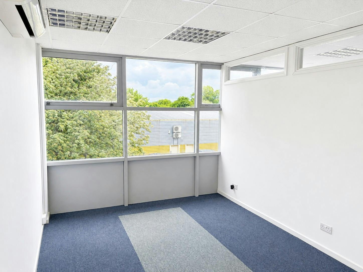 Unit 10 Coldharbour Pinnacles Estate, Harlow, Industrial To Let - First floor office 2