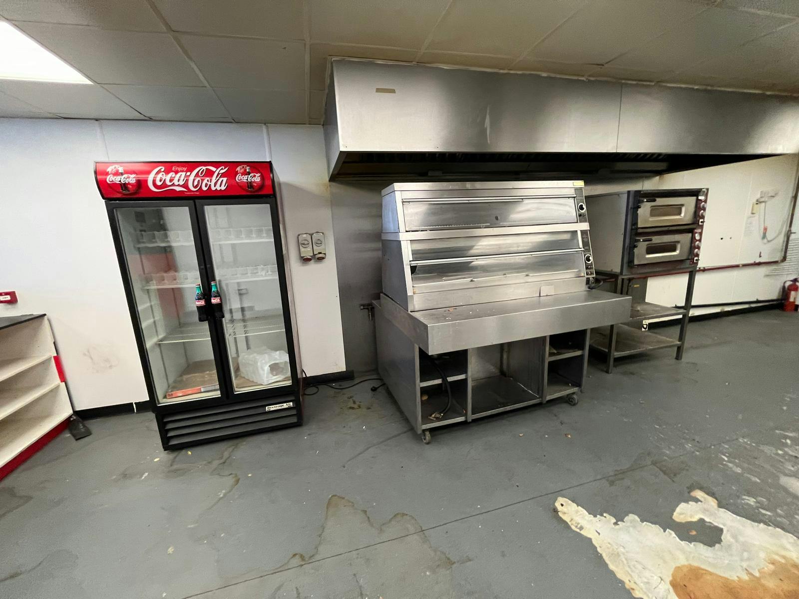 7 Berwick Parade, Stockport, Restaurant / Retail To Let - IMG20250605WA0018.jpg