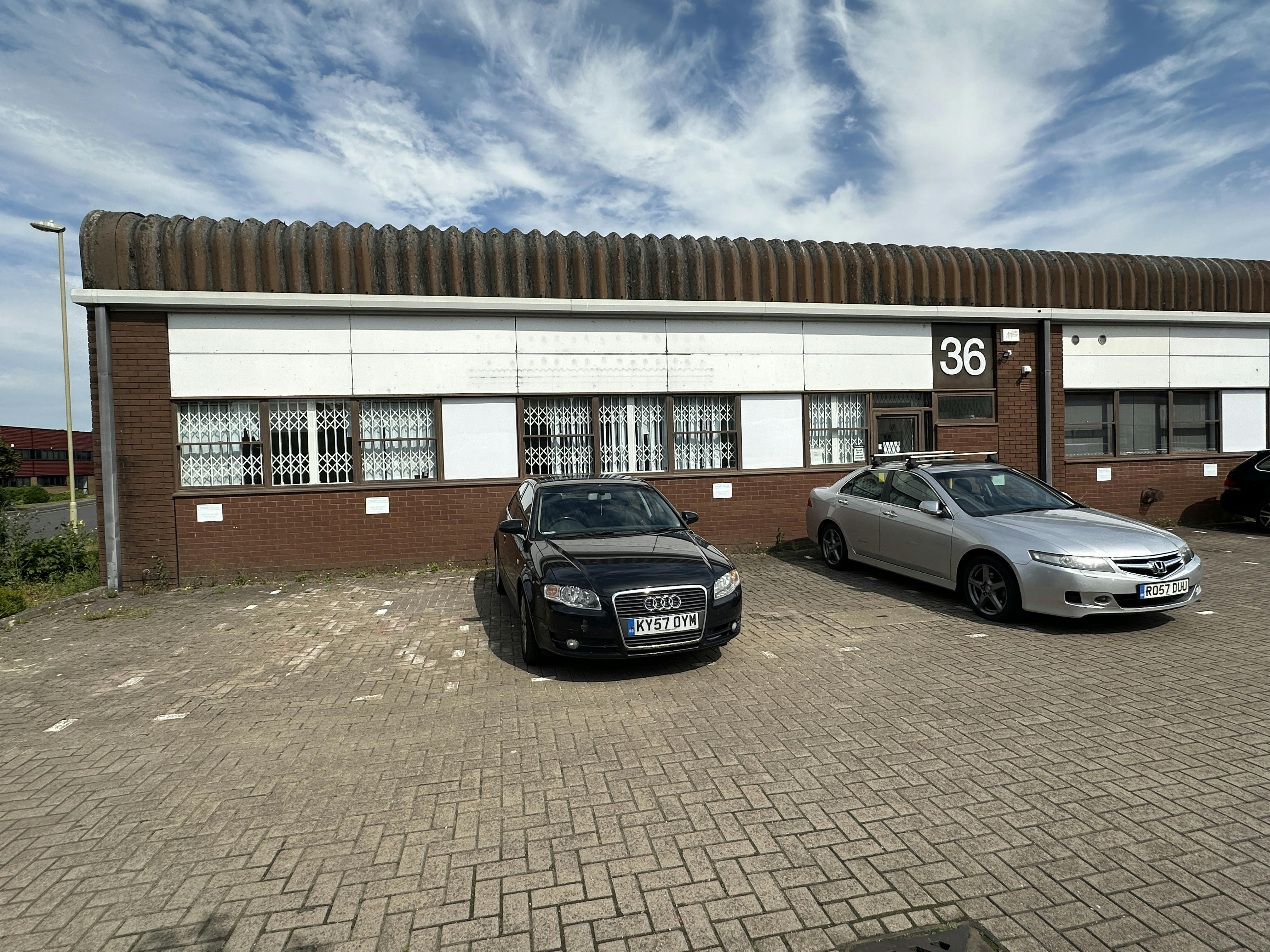 36 Woolmer Trading Estate, Bordon, Industrial / Warehouse To Let - IMG_6775.jpeg