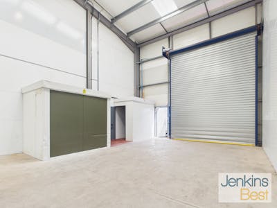 Unit 25, Newport Business Centre, Newport, Industrial To Let - CAM05096G0-PR0032-STILL038.jpg